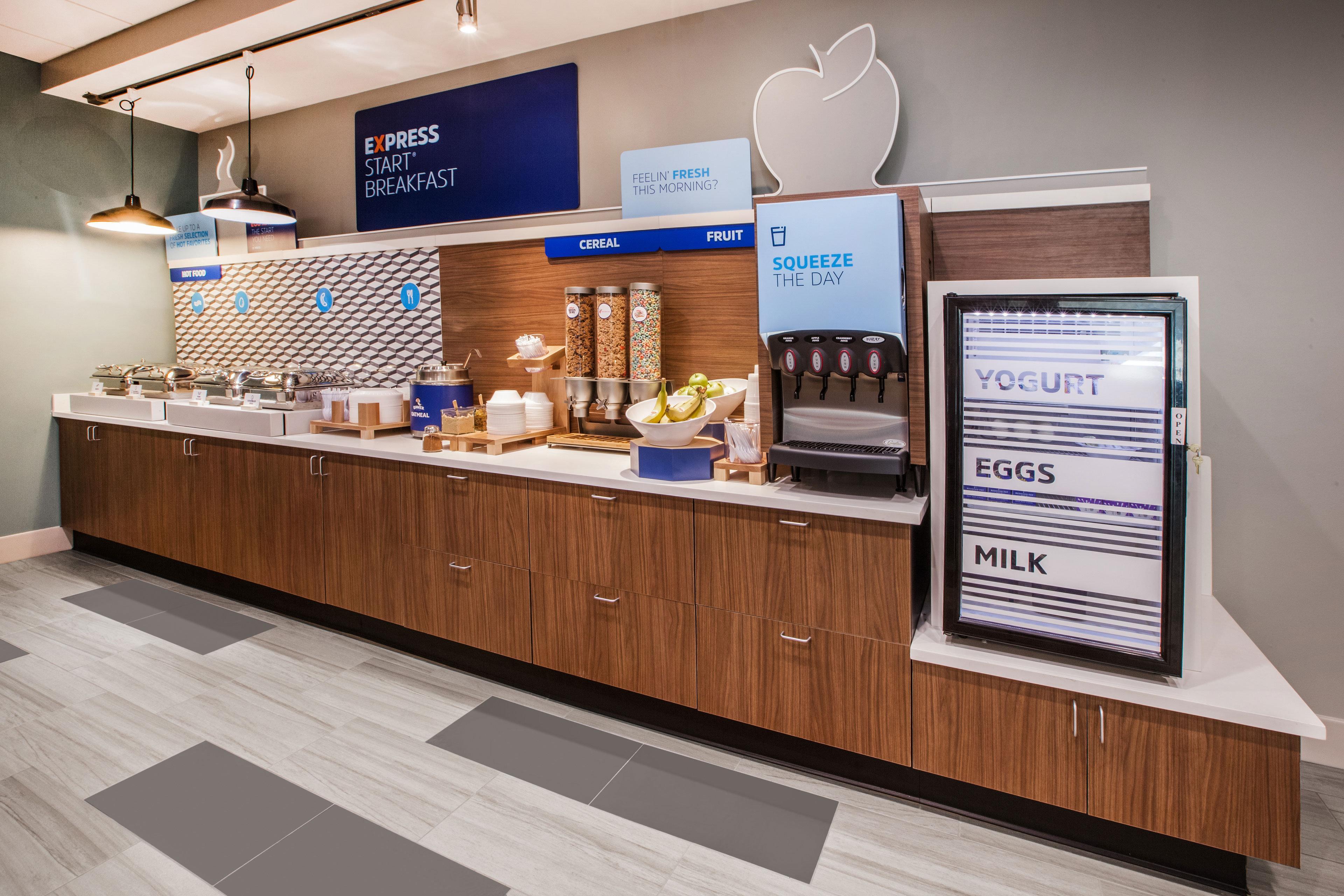 Holiday Inn Express Forsyth By Ihg Kültér fotó