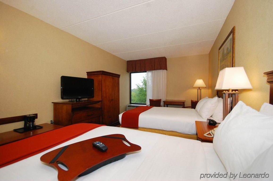 Holiday Inn Express Forsyth By Ihg Szoba fotó